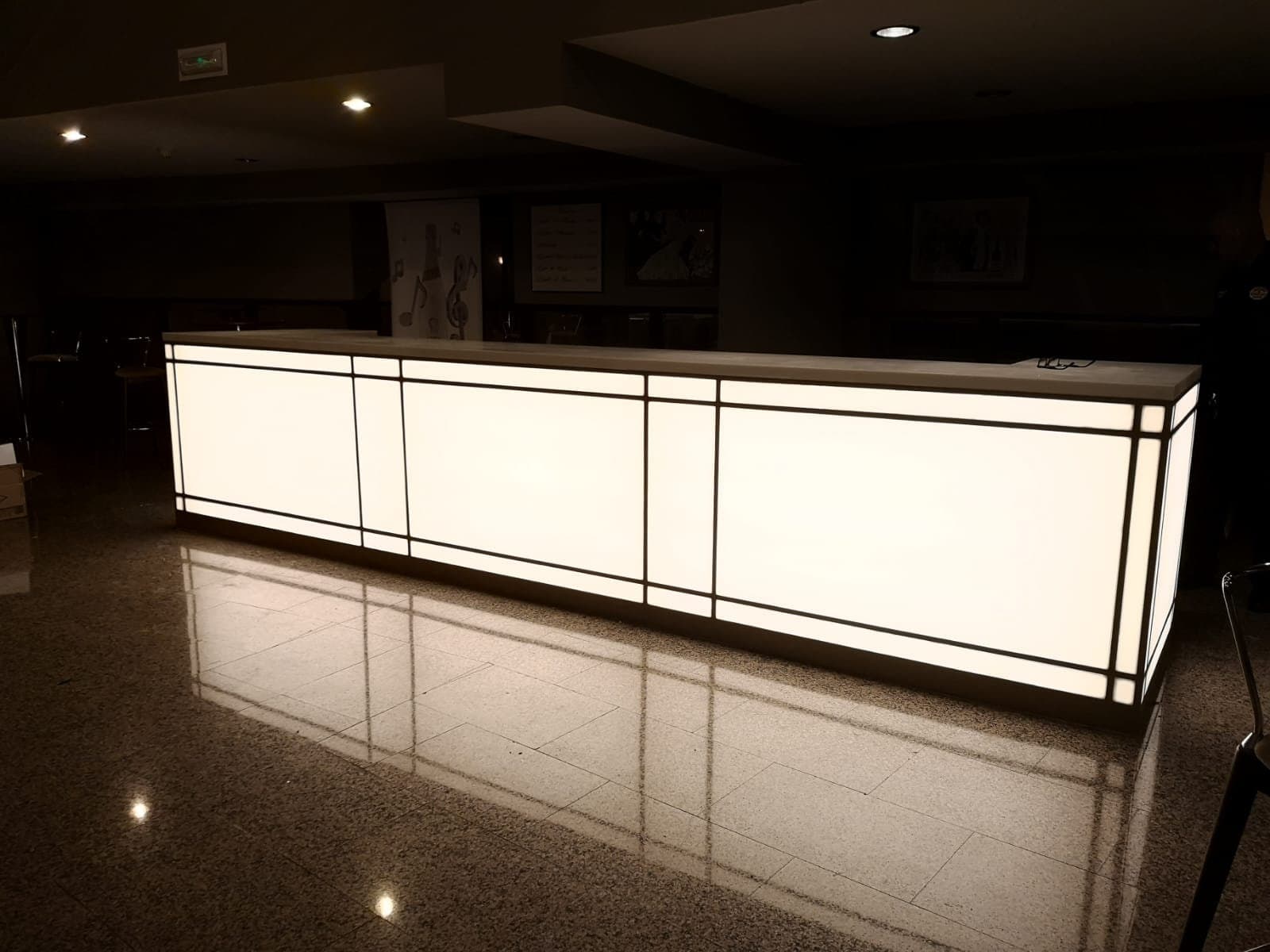 Solid Surface — imagen 7